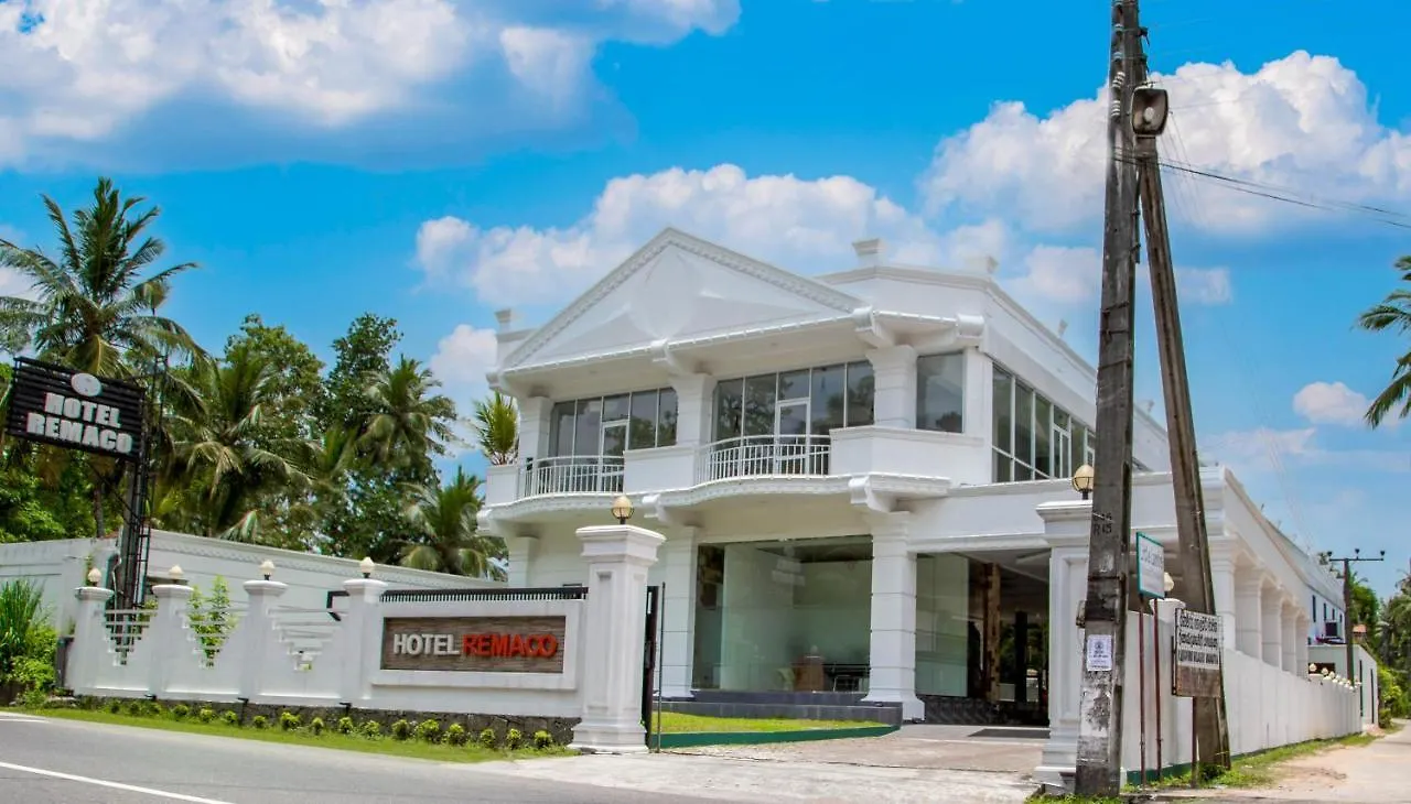 Hotel Remaco Katunayake