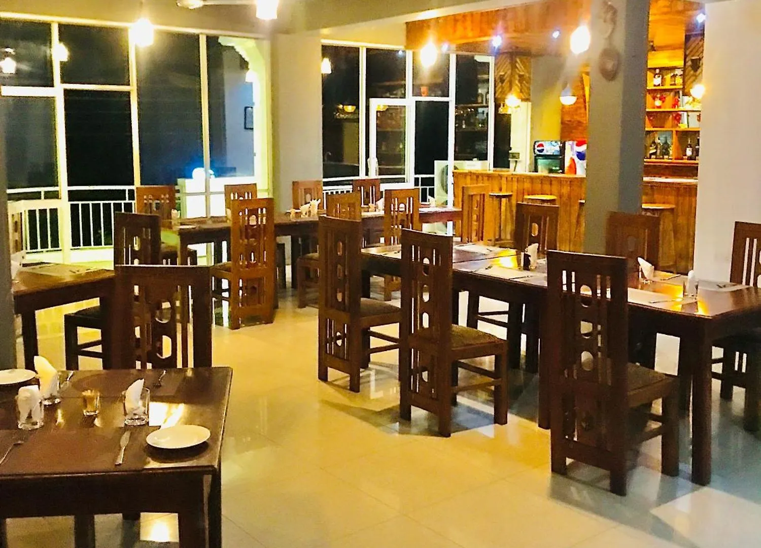 Hotel Remaco Katunayake